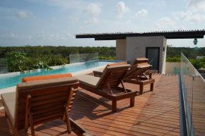 Luxury 3 Floor Penthouse Loft w Private Rooftop